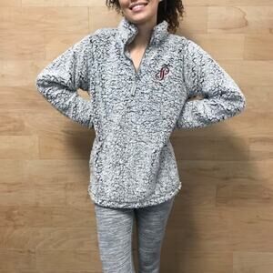 Poshmark Poshfixings quarter zip size Small